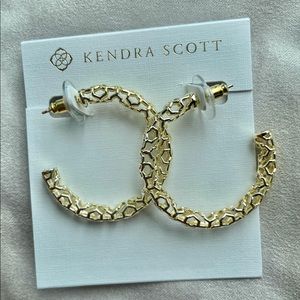 Kendra Scott Maggie Filigree Gold Hoop Earrings